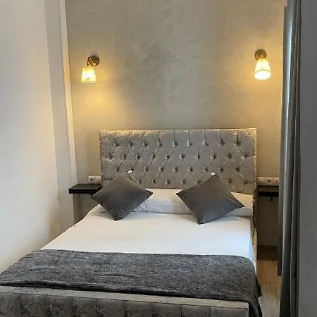 Boutique Andalucia Hotel 2*