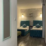 Boutique Andalucia 丰希罗拉