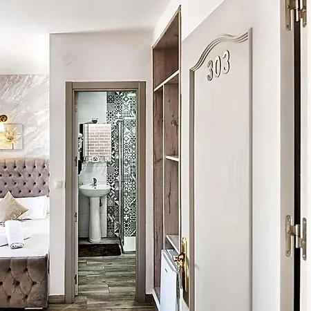 Boutique Andalucia 2* Fuengirola